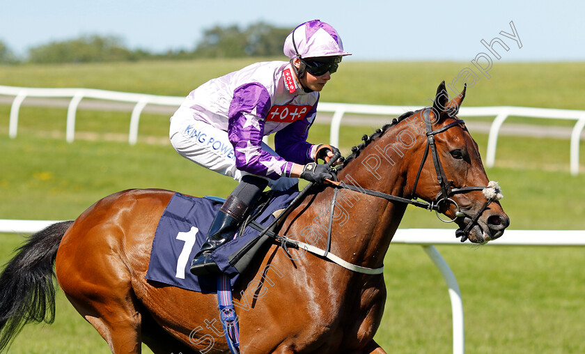 Roscioli-0002 
 ROSCIOLI (William Cox)
Chepstow 27 May 2022 - Pic Steven Cargill / Racingfotos.com