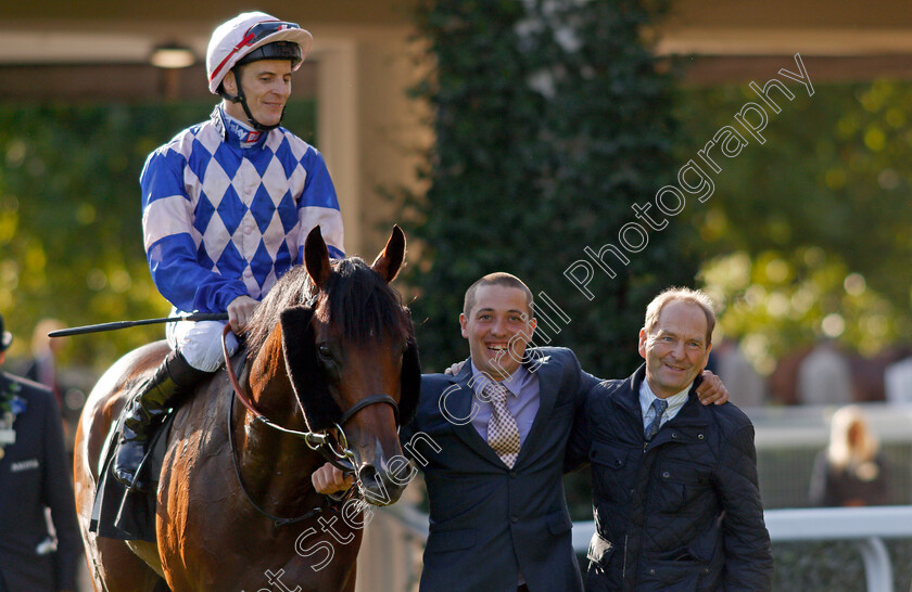 Leader-Writer-0009 
 LEADER WRITER (Fran Berry) after The Weatherbys Handicap Ascot 8 Sep 2017 - Pic Steven Cargill / Racingfotos.com