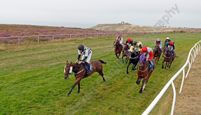 Les-Landes-0013 
 Racing past Grosnez Castle in the back straight at Les Landes
Jersey, 26 Aug 2019 - Pic Steven Cargill / Racingfotos.com