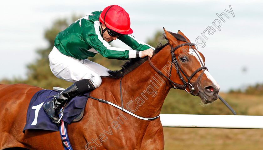 Beautiful-Morning-0007 
 BEAUTIFUL MORNING (Colm O'Donoghue) wins The EBF Stallions John Musker Fillies Stakes Yarmouth 20 Sep 2017 - Pic Steven Cargill / Racingfotos.com