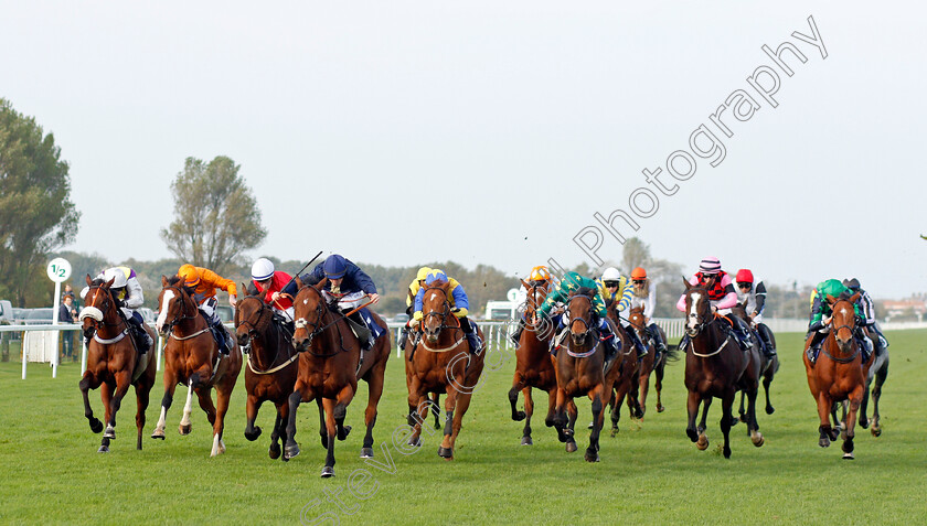 Pillars-Of-Earth-0001 
 PILLARS OF EARTH (4th left, Jack Mitchell) wins The Cazoo Handicap
Yarmouth 19 Oct 2021 - Pic Steven Cargill / Racingfotos.com