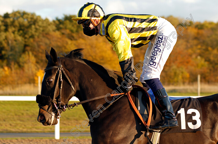 Livia-The-Empress-0003 
 LIVIA THE EMPRESS (David Probert)
Chelmsford 22 Oct 2020 - Pic Steven Cargill / Racingfotos.com