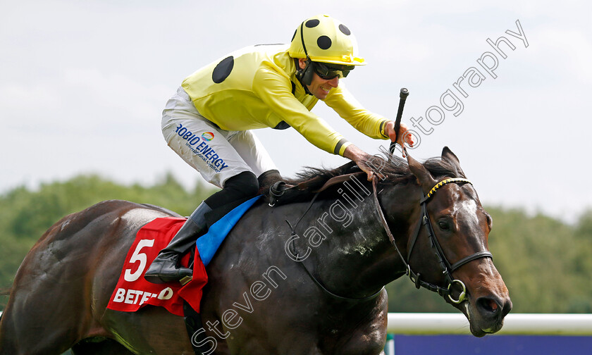 Inisherin-0001 
 INISHERIN (Tom Eaves) wins The Betfred Sandy Lane Stakes
Haydock 25 May 2024 - Pic Steven Cargill / Racingfotos.com