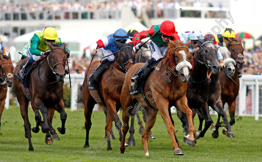 Northern-Express-0001 
 NORTHERN EXPRESS (Paul Mulrennan) wins The Moet & Chandon International Handicap
Ascot 27 Jul 2024 - Pic Steven Cargill / Racingfotos.com