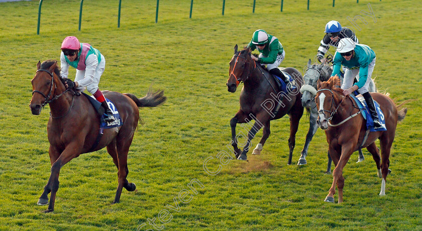 Monarchs-Glen-0003 
 MONARCHS GLEN (Frankie Dettori) beats ROBIN OF NAVAN (right) in The Darley Club Stakes Newmarket 14 Oct 2017 - Pic Steven Cargill / Racingfotos.com