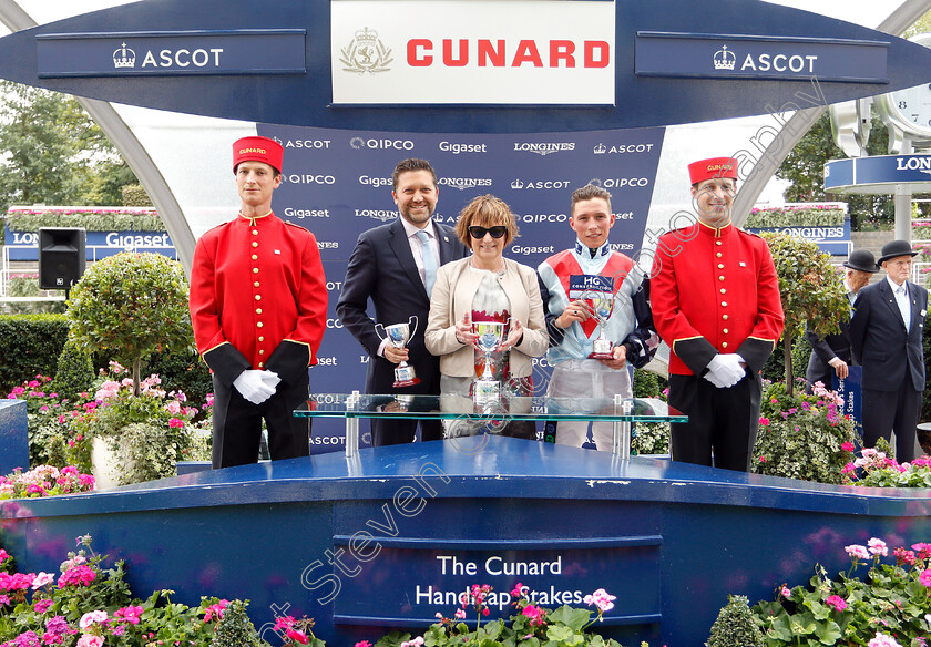 Ripp-Orf-0008 
 Presentation for The Cunard Handicap
Ascot 8 Sep 2018 - Pic Steven Cargill / Racingfotos.com