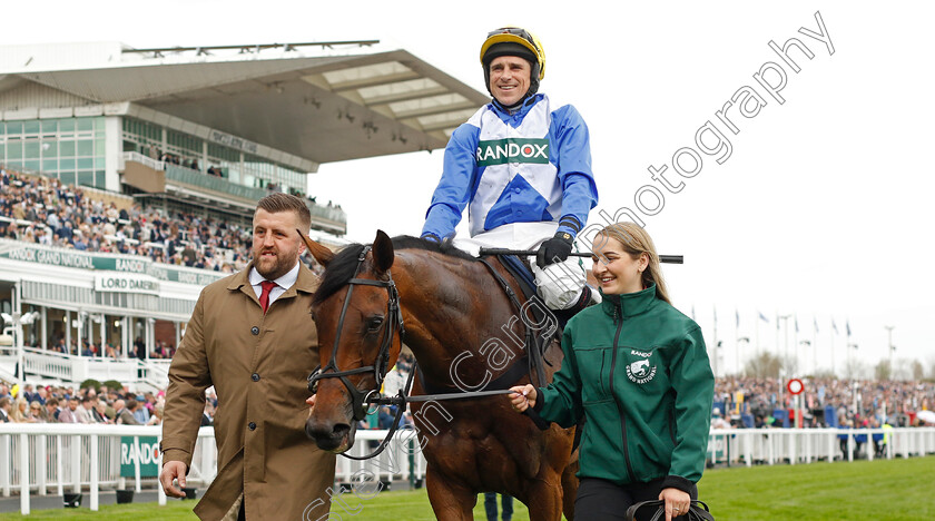 Kateira-0005 
 KATEIRA (Harry Skelton) winner of The William Hill Handicap Hurdle
Aintree 12 Apr 2024 - Pic Steven Cargill / Racingfotos.com