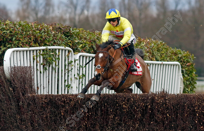 Hermes-Allen-0002 
 HERMES ALLEN (Harry Cobden)
Sandown 3 Feb 2024 - Pic Steven Cargill / Racingfotos.com