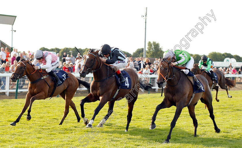 Chippie-Hill-0002 
 CHIPPIE HILL (centre, Andrea Atzeni) beats COOL ECHO (right) and HERRINGSWELL (left) in The 4head Fillies Novice Median Auction Stakes
Yarmouth 18 Jul 2018 - Pic Steven Cargill / Racingfotos.com