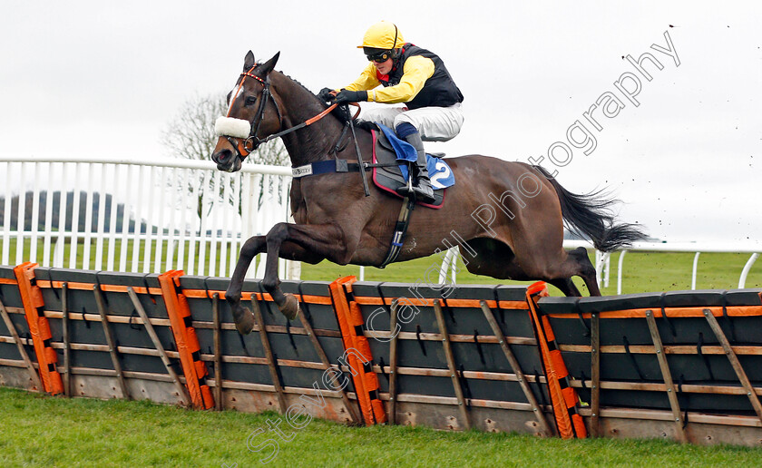 Espoir-De-Romay-0002 
 ESPOIR DE ROMAY (Ned Curtis) wins The Be Wiser Handicap Hurdle
Wincanton 30 Jan 2020 - Pic Steven Cargill / Racingfotos.com