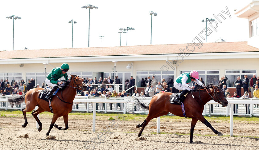 Derevo-0005 
 DEREVO (Ryan Moore) wins The Bet toteexacta At totesport.com Novice Stakes
Chelmsford 11 Apr 2019 - Pic Steven Cargill / Racingfotos.com