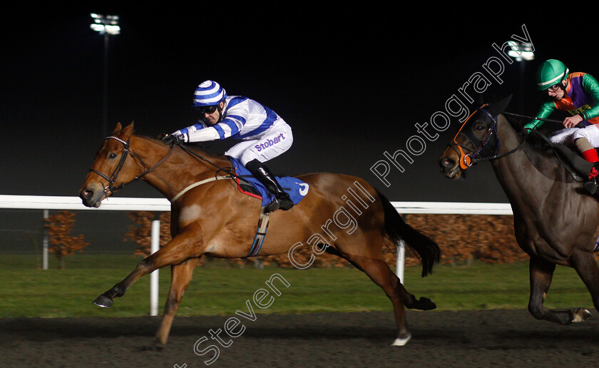 Mythmaker-0003 
 MYTHMAKER (Graham Lee) beats ROYAL BIRTH (right) in The 32Red Conditions Stakes Kempton 10 Jan 2018 - Pic Steven Cargill / Racingfotos.com