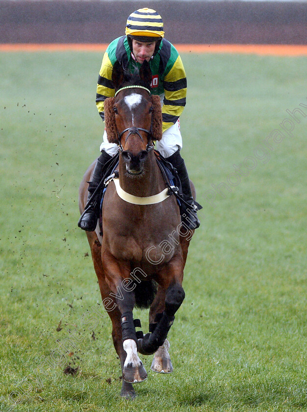 Passing-Call-0001 
 PASSING CALL (Wayne Hutchinson)
Newbury 1 Dec 2018 - Pic Steven Cargill / Racingfotos.com