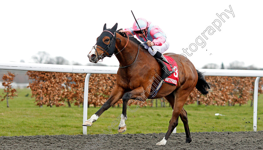 A-Momentofmadness-0003 
 A MOMENTOFMADNESS (William Buick) wins The Betfred Mobile Handicap Kempton 7 Apr 2018 - Pic Steven Cargill / Racingfotos.com