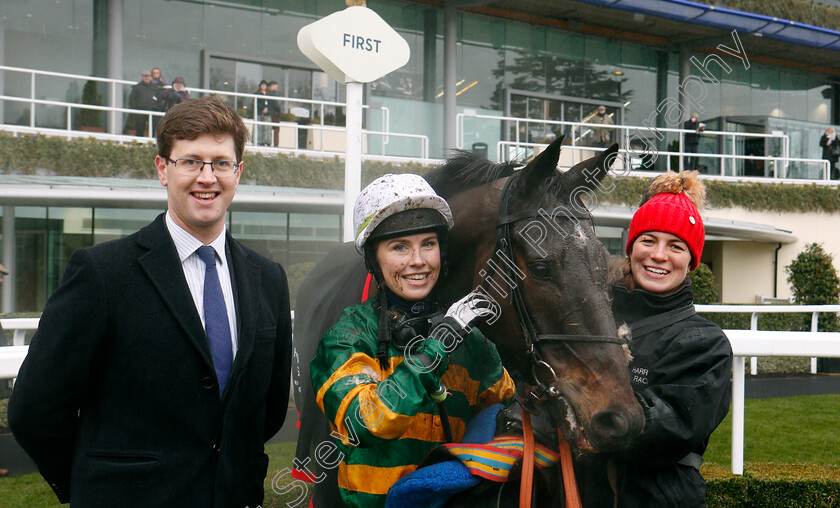 Drumcliff-0008 
 DRUMCLIFF (Aine O'Connor) with Harry Fry after The Thames Materials Amateur Riders Handicap Chase Ascot 20 Jan 2018 - Pic Steven Cargill / Racingfotos.com