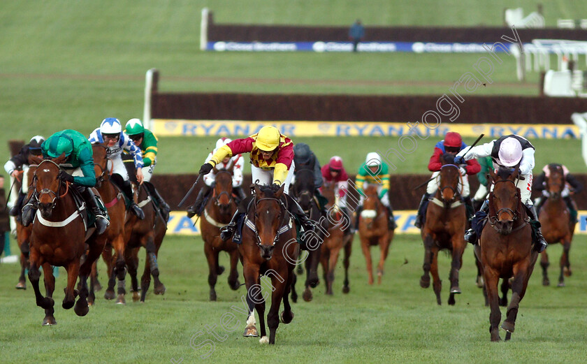 Siruh-Du-Lac-0008 
 SIRUH DU LAC (centre, Lizzie Kelly) beats JANIKA (left) in The Brown Advisory & Merriebelle Stable Plate
Cheltenham 14 Mar 2019 - Pic Steven Cargill / Racingfotos.com