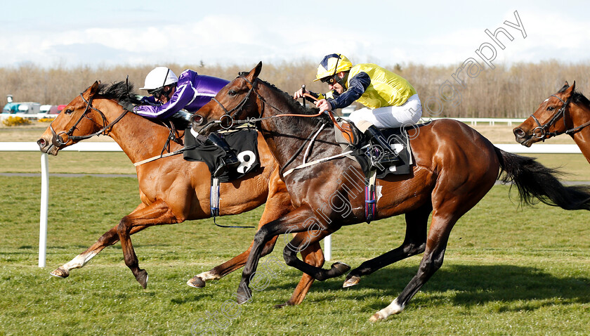 City-Tour-0005 
 CITY TOUR (right, Joe Fanning) beats STAYCATION (left) in The Every Race Live On Racing TV Handicap
Musselburgh 2 Apr 2019 - Pic Steven Cargill / Racingfotos.com