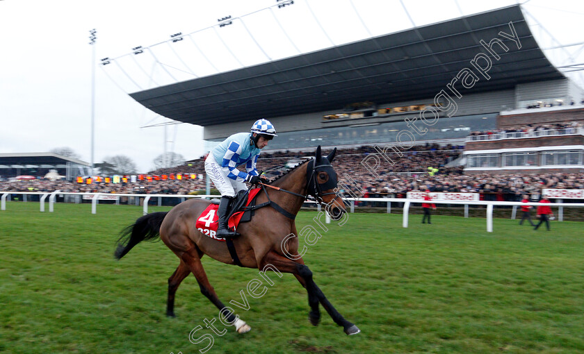 Double-Shuffle-0001 
 DOUBLE SHUFFLE (Jonathan Burke)
Kempton 26 Dec 2018 - Pic Steven Cargill / Racingfotos.com