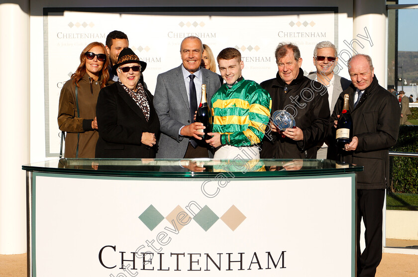 Palmers-Hill-0008 
 Presentation to J P McManus, Jonjo O'Neill and Jonjo O'Neill Jr for The Steve And Sue Ibberson Happy Retirement Conditional Jockeys Handicap Hurdle
Cheltenham 18 Nov 2018 - Pic Steven Cargill / Racingfotos.com