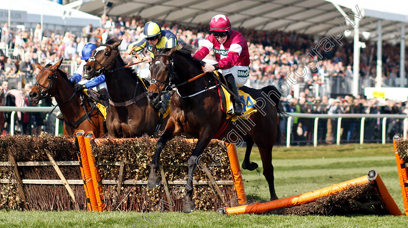 If-The-Cap-Fits-0001 
 IF THE CAP FITS (centre, Sean Bowen) beats APPLE'S JADE (right) and ROKSANA (left) in The Ryanair Stayers Hurdle
Aintree 6 Apr 2019 - Pic Steven Cargill / Racingfotos.com