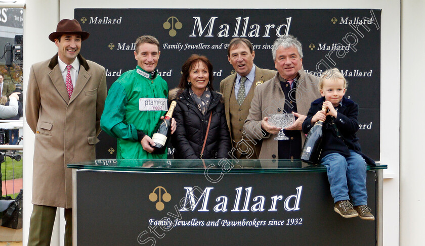 Wholestone-0008 
 Presentation to Nigel Twiston-Davies and Daryl Jacob for The mallardjewellers.com Novices Chase won by WHOLESTONE
Cheltenham 16 Nov 2019 - Pic Steven Cargill / Racingfotos.com