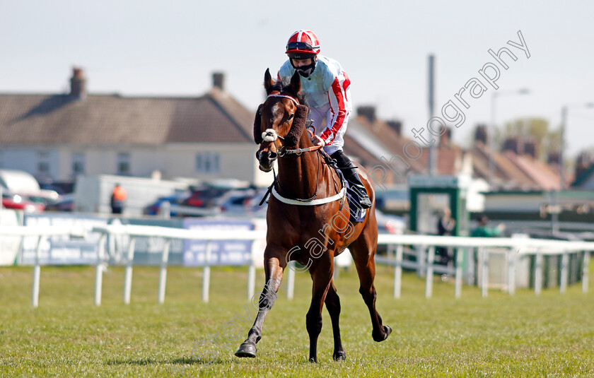 Golden-Grenade-0001 
 GOLDEN GRENADE (Martin Dwyer)
Yarmouth 19 May 2021 - Pic Steven Cargill / Racingfotos.com