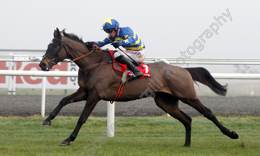 Dynamite-Dollars-0004 
 DYNAMITE DOLLARS (Harry Cobden) wins The 32Red.com Wayward Lad Novices Chase
Kempton 27 Dec 2018 - Pic Steven Cargill / Racingfotos.com