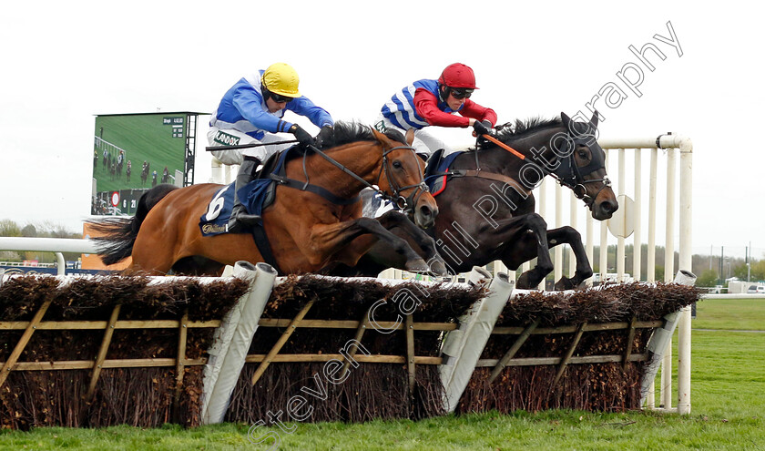 Kateira-0002 
 KATEIRA (left, Harry Skelton) beats INTHEWATERSIDE (right) in The William Hill Handicap Hurdle
Aintree 12 Apr 2024 - Pic Steven Cargill / Racingfotos.com