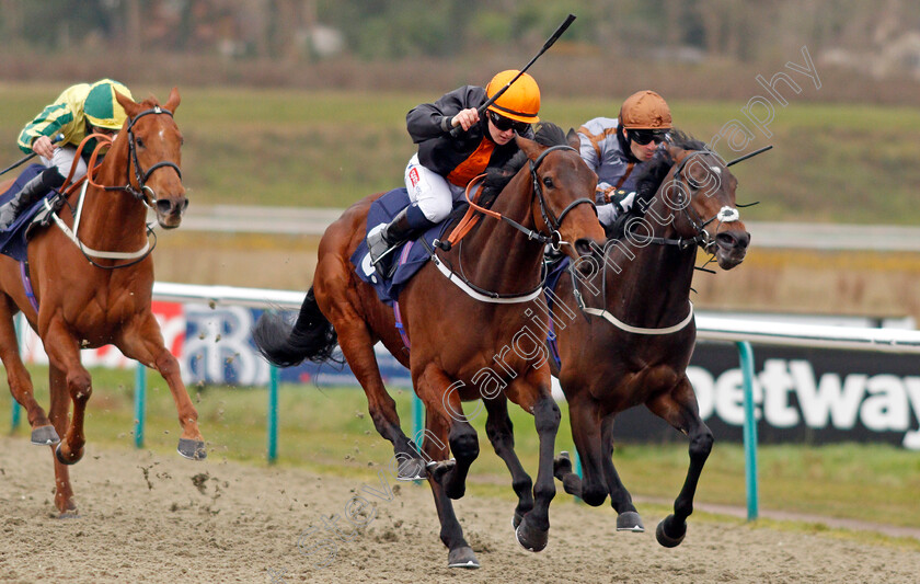 Patsy-Fagan-0004 
 PATSY FAGAN (centre, Hollie Doyle) beats STAY SMART (right) in The Get Your Ladbrokes Daily Odds Boost Handicap
Lingfield 26 Mar 2021 - Pic Steven Cargill / Racingfotos.com