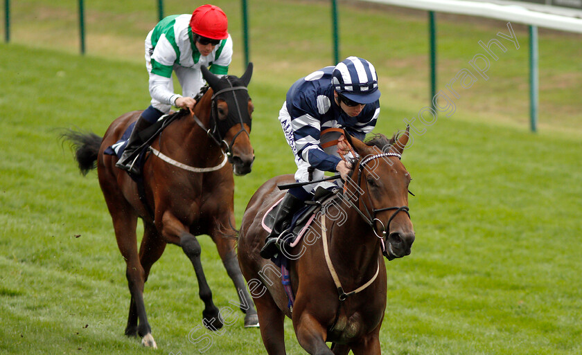 Isaan-Queen-0007 
 ISAAN QUEEN (Oisin Murphy) wins The Bombardier Beer Nursery
Yarmouth 20 Sep 2018 - Pic Steven Cargill / Racingfotos.com