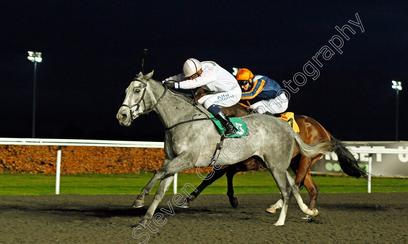 Fauvette-0004 
 FAUVETTE (Jim Crowley) wins The Unibet Extra Place Offers Every Day Novice Stakes
Kempton 25 Nov 2020 - Pic Steven Cargill / Racingfotos.com