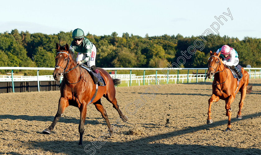 Faisal-0004 
 FAISAL (Hollie Doyle) beats JOHN LOCKE (right) in The Betway Maiden Stakes Div2
Lingfield 4 Aug 2020 - Pic Steven Cargill / Racingfotos.com