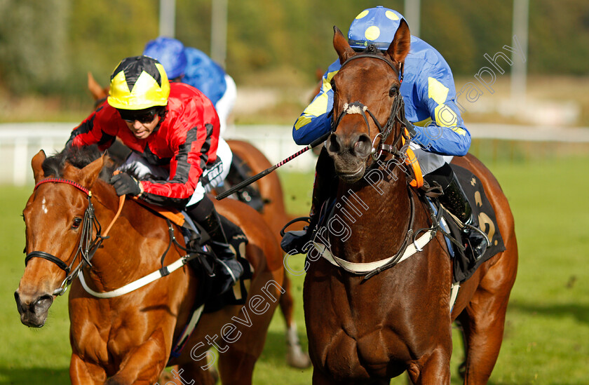 Sweet-Madness-0006 
 SWEET MADNESS (right, Gemma Tutty) beats FOUR NOTES (left) in The Join Racing TV Now Nursery
Nottingham 13 Oct 2021 - Pic Steven Cargill / Racingfotos.com