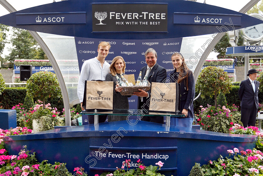 Fille-De-Reve-0009 
 Presentation for The Fever-Tree Handicap
Ascot 8 Sep 2018 - Pic Steven Cargill / Racingfotos.com