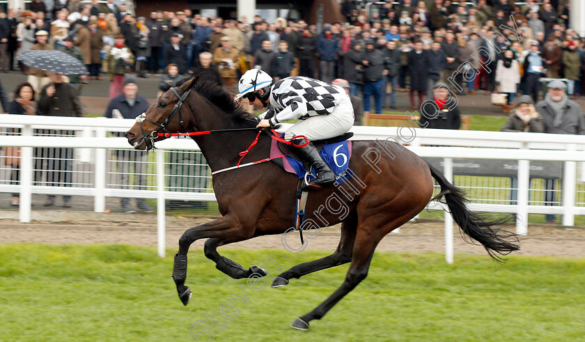 Pearl-Of-The-West-0006 
 PEARL OF THE WEST (Sean Bowen) wins The Masterson Holdings Hurdle
Cheltenham 27 Oct 2018 - Pic Steven Cargill / Racingfotos.com