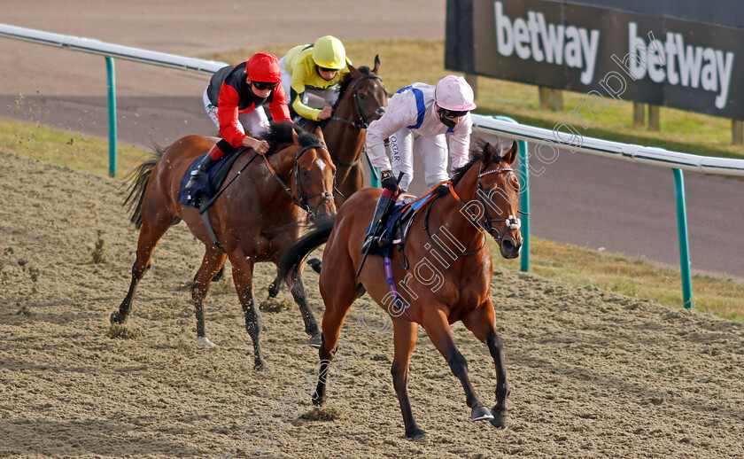 Summit-Fever-0007 
 SUMMIT FEVER (Oisin Murphy) wins The Betway Maiden Stakes
Lingfield 5 Aug 2020 - Pic Steven Cargill / Racingfotos.com