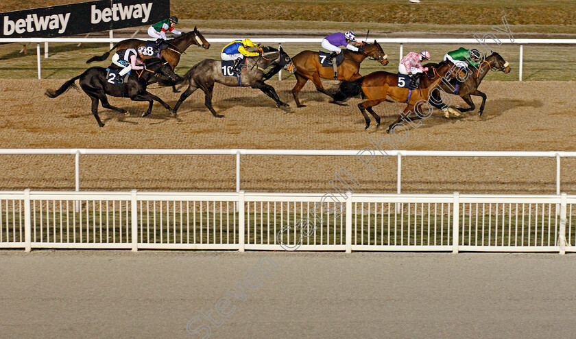 Baby-Steps-0002 
 BABY STEPS (Rossa Ryan) beats TINTORETTO (pink) in The Bombardier British Hopped Amber Beer Handicap
Wolverhampton 7 Jan 2021 - Pic Steven Cargill / Racingfotos.com